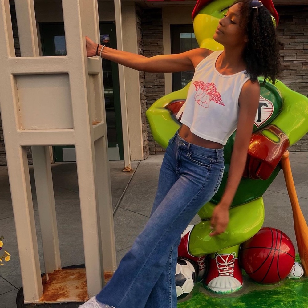 Meet your Posher, Leila